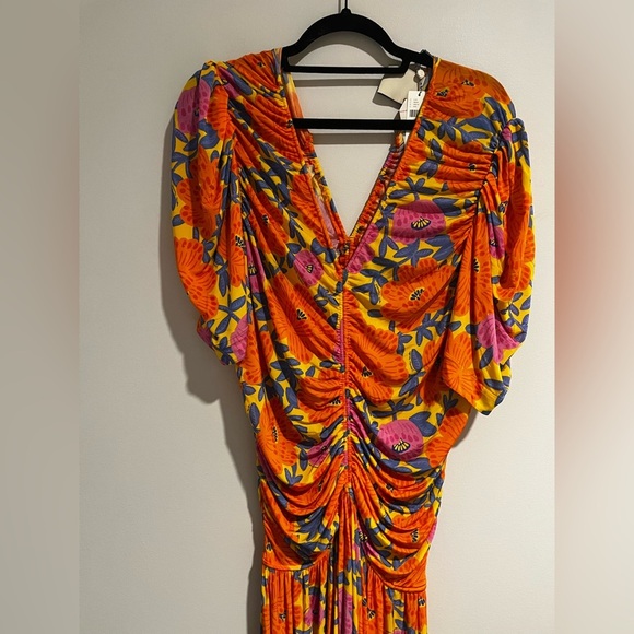 NWT Farm Rio x Anthropologie Short-Sleeve V-
Neck Ruched Midi Dress - Picture 5 of 5